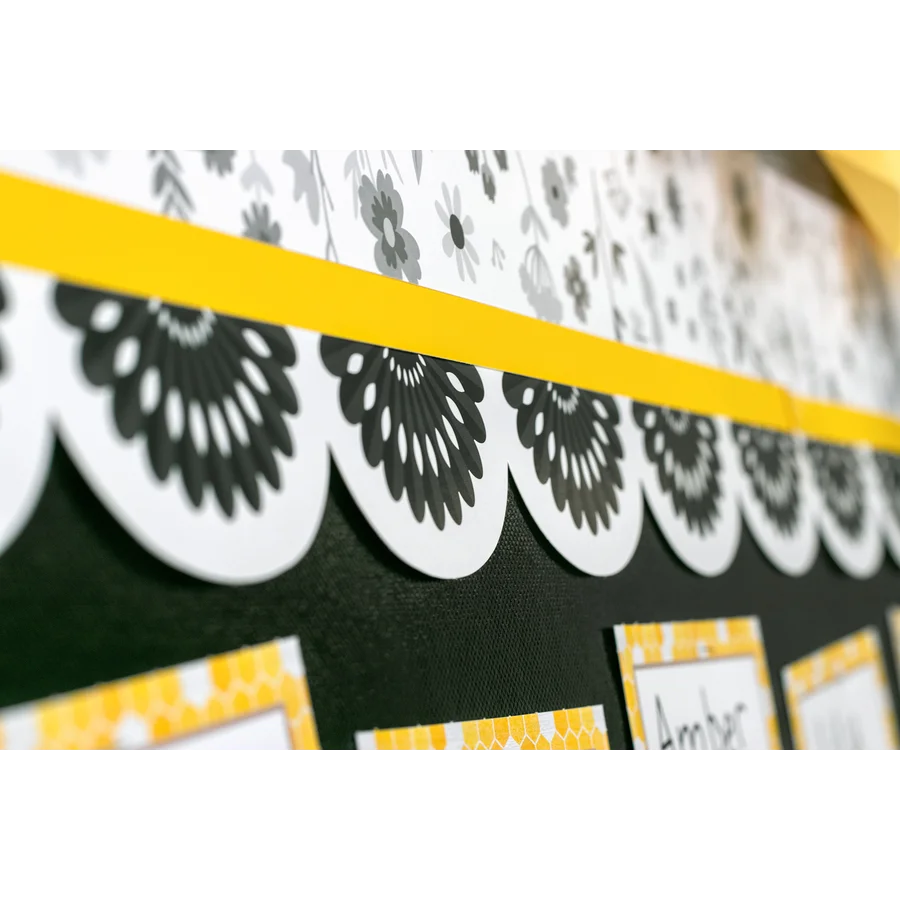 Black and White Fiesta Die-Cut Border Trim